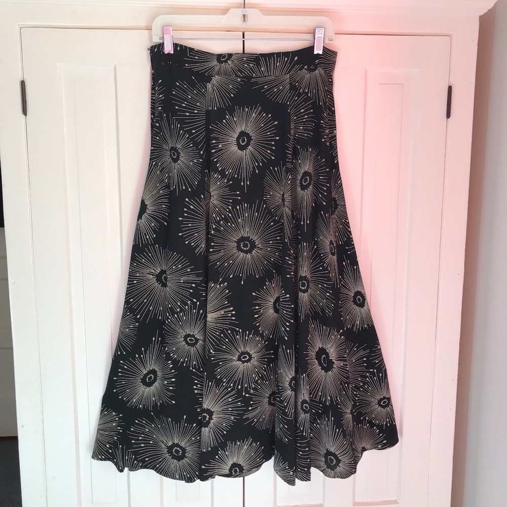❤️ HOST PICK! *** MARIE FRANCE "FIREWORKS" SKIRT